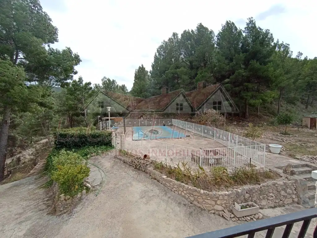 Piscina de Finca rústica en venda en Petrer