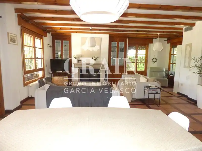 Garden of Houses for sale in Albacete  with Air Conditioner, Heating and Private garden