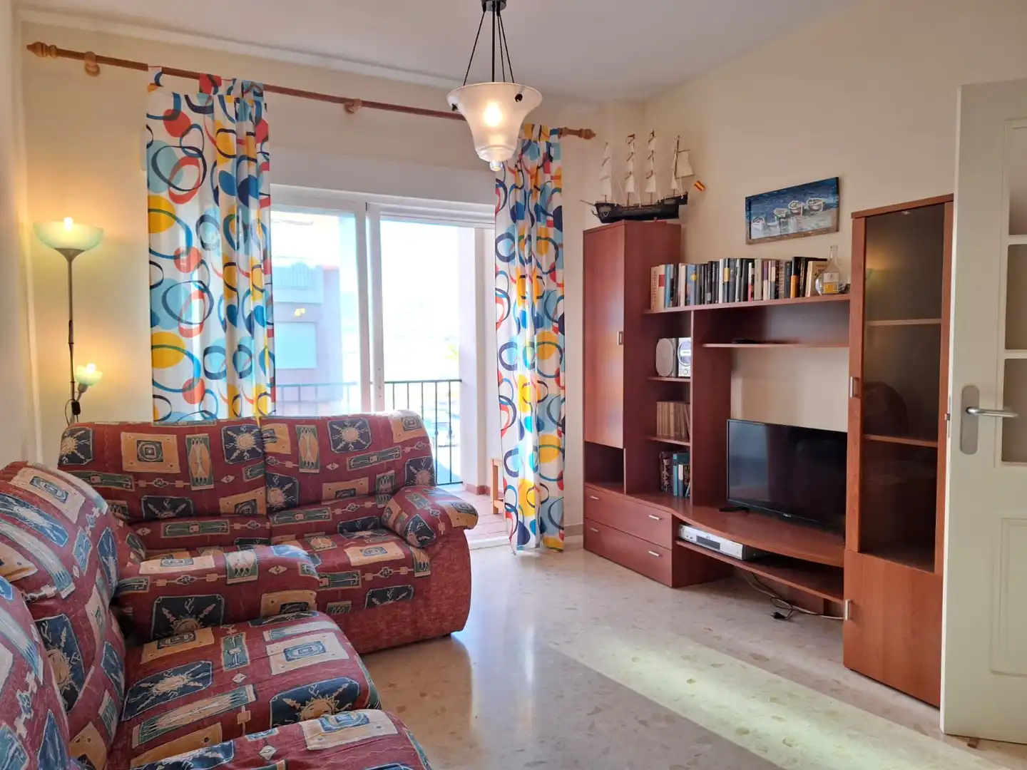 Sala d'estar de Pis en venda en Motril amb Terrassa i Moblat