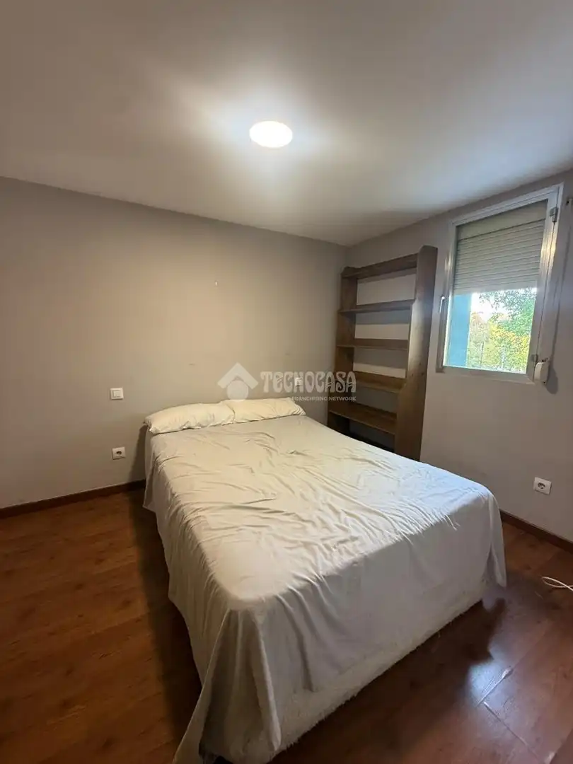 Bedroom of Flat for sale in Carabanchel