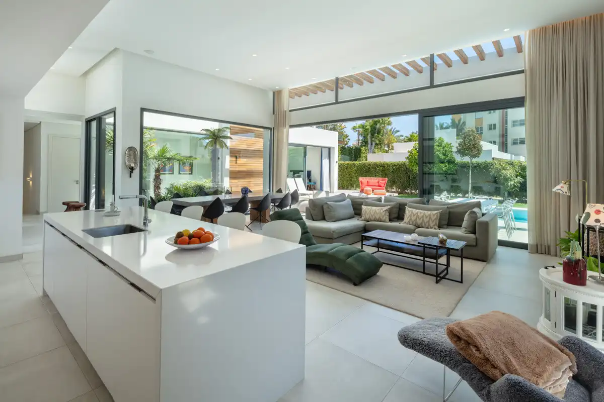 House with pool for sale in Marbella Centro, imagen 3
