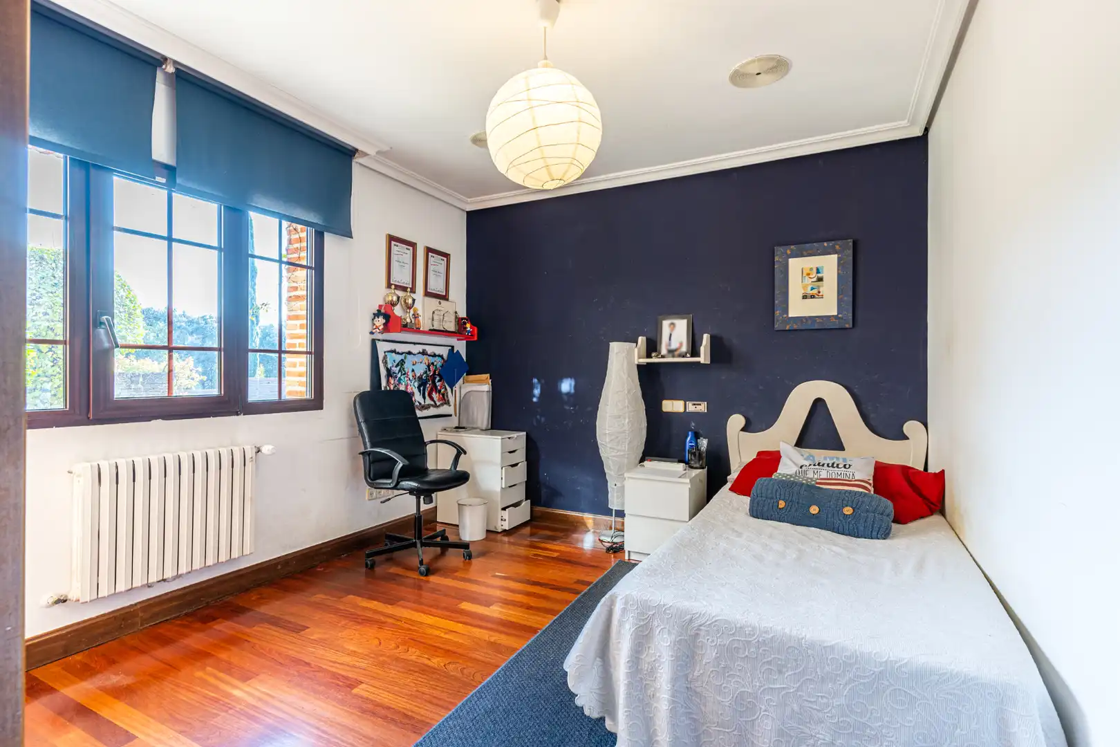 Habitación de Casa o chalet en venta en Las Rozas de Madrid con Aire acondicionado, Calefacción y Jardín privado
