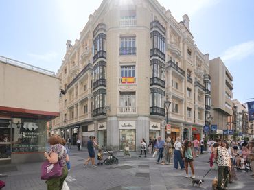 Appartement avec balcon à vendre à Calle de Santiago 17