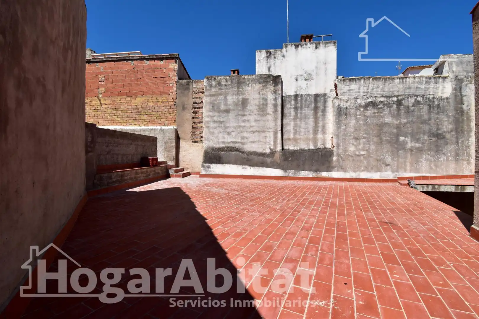 Terrace of Houses for sale in Oliva  with Terrace and Storage room