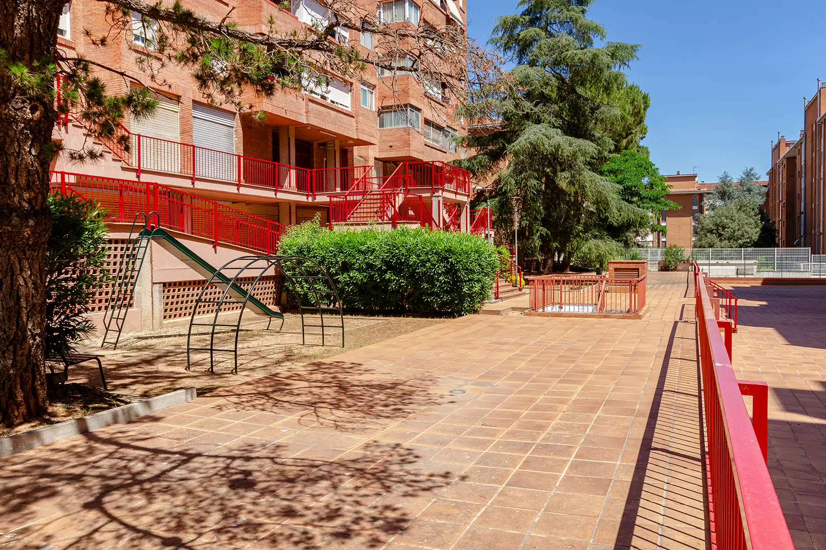 Vista exterior de Pis en venda en Martorell amb Aire condicionat, Calefacció i Parquet