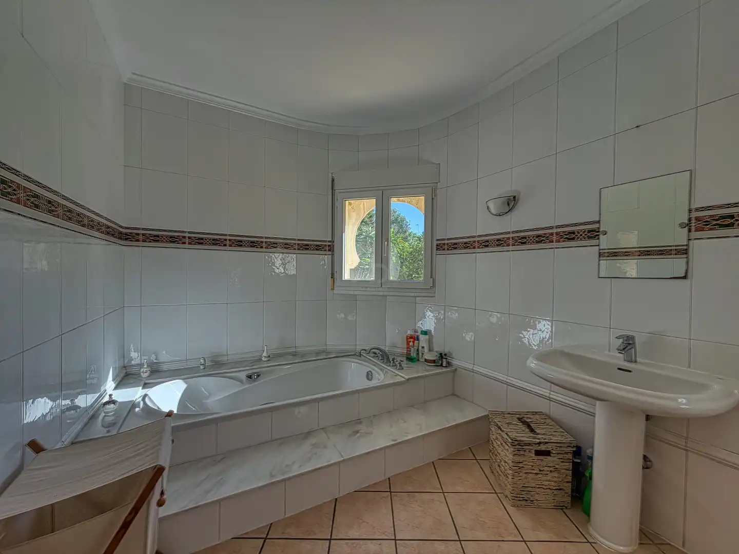 Bathroom of Houses for sale in Dénia  with Air Conditioner, Heating and Terrace