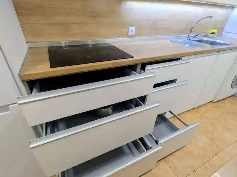 Kitchen of Flat for rent in Armilla  with Air Conditioner