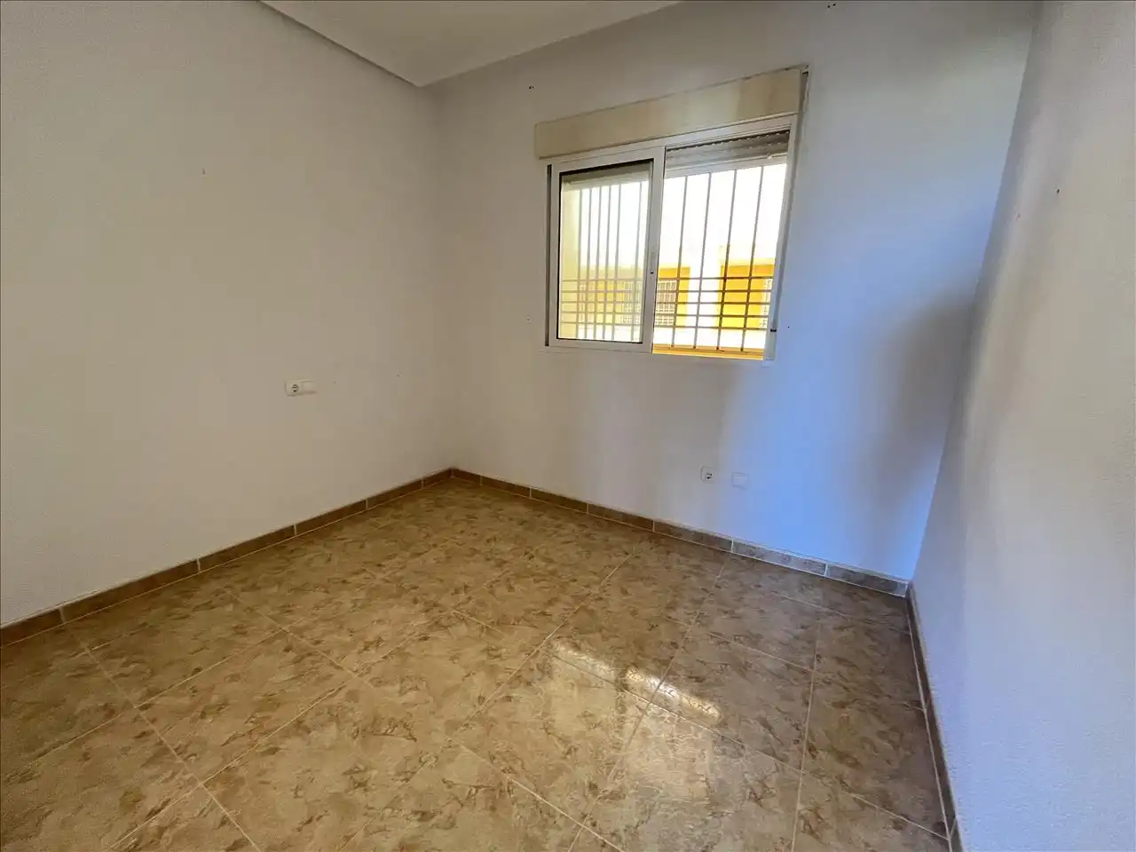 Apartamento en venta en CL HELENA 2(B) EDIF.TORREMAR V TORREVIEJA (ALICANT, 2, Torreblanca