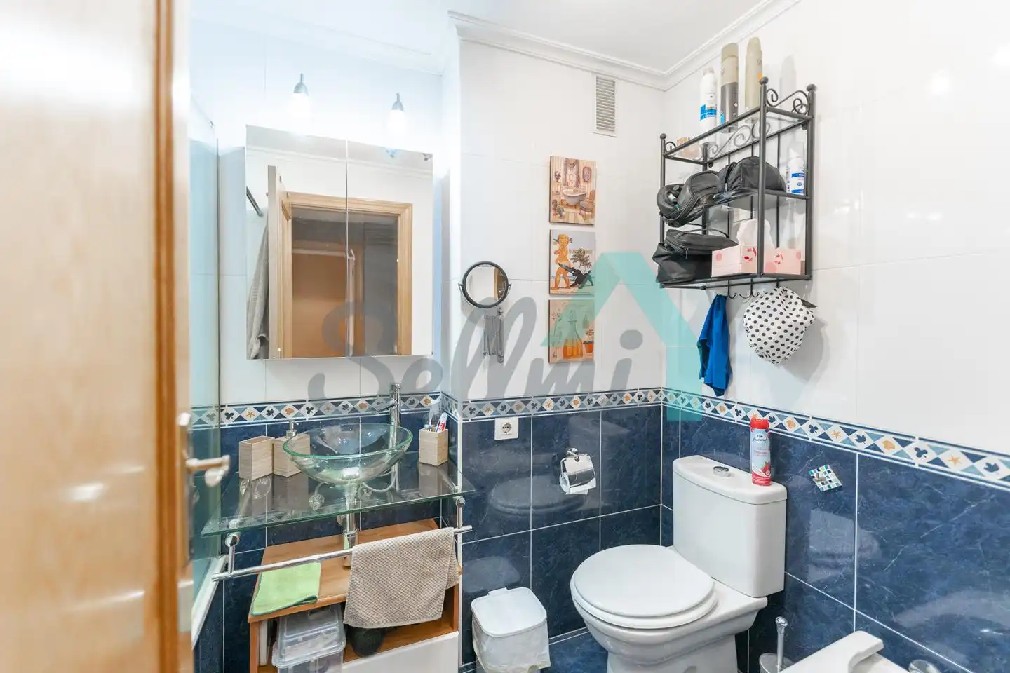 Baño de Piso en venta en Oviedo  con Calefacción, Parquet y Trastero