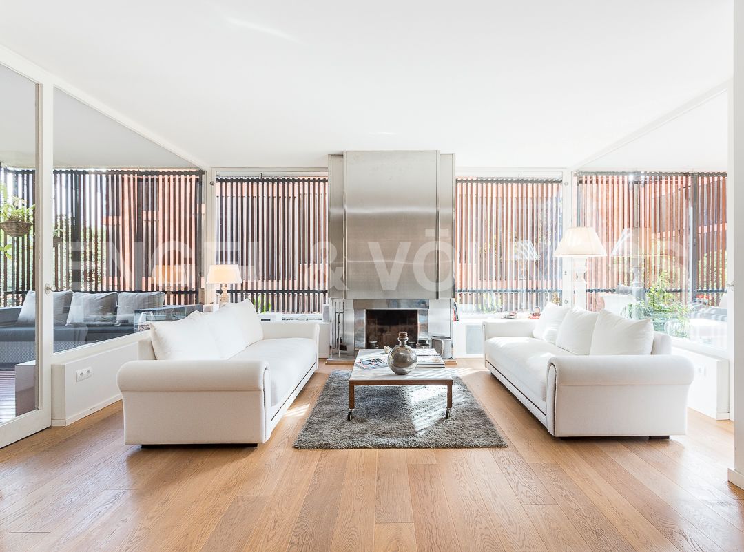 Sala d'estar de Apartament de lloguer en  Barcelona Capital amb Aire condicionat, Calefacció i Parquet