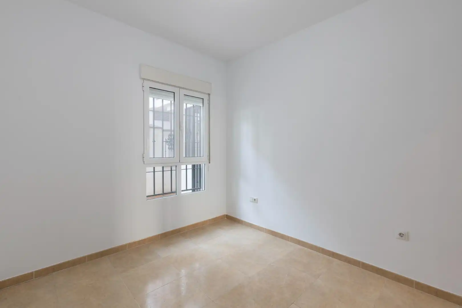 Bedroom of Flat for sale in Alhendín  with Air Conditioner