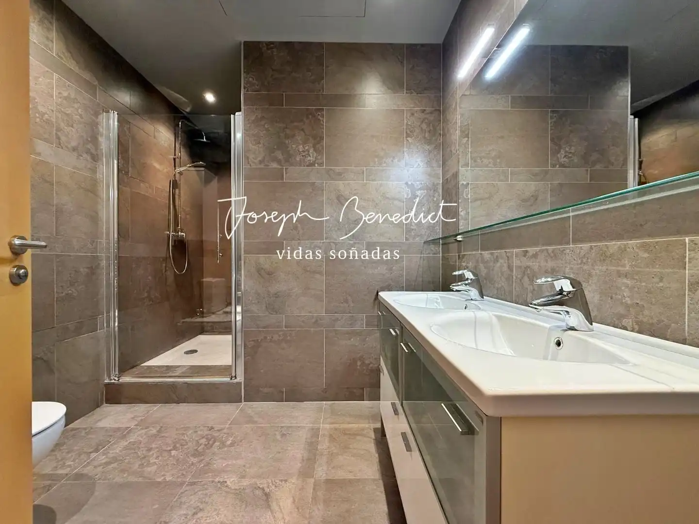Baño de Ático en venta en Castelldefels con Aire acondicionado, Calefacción y Parquet