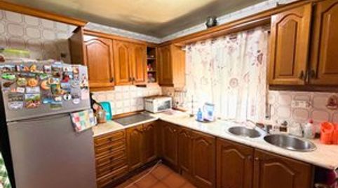 Foto 5 de Piso en venta en Calle Doctor Eduardo Arroyo, San Bartolomé - Millán de Priego, Jaén Capital