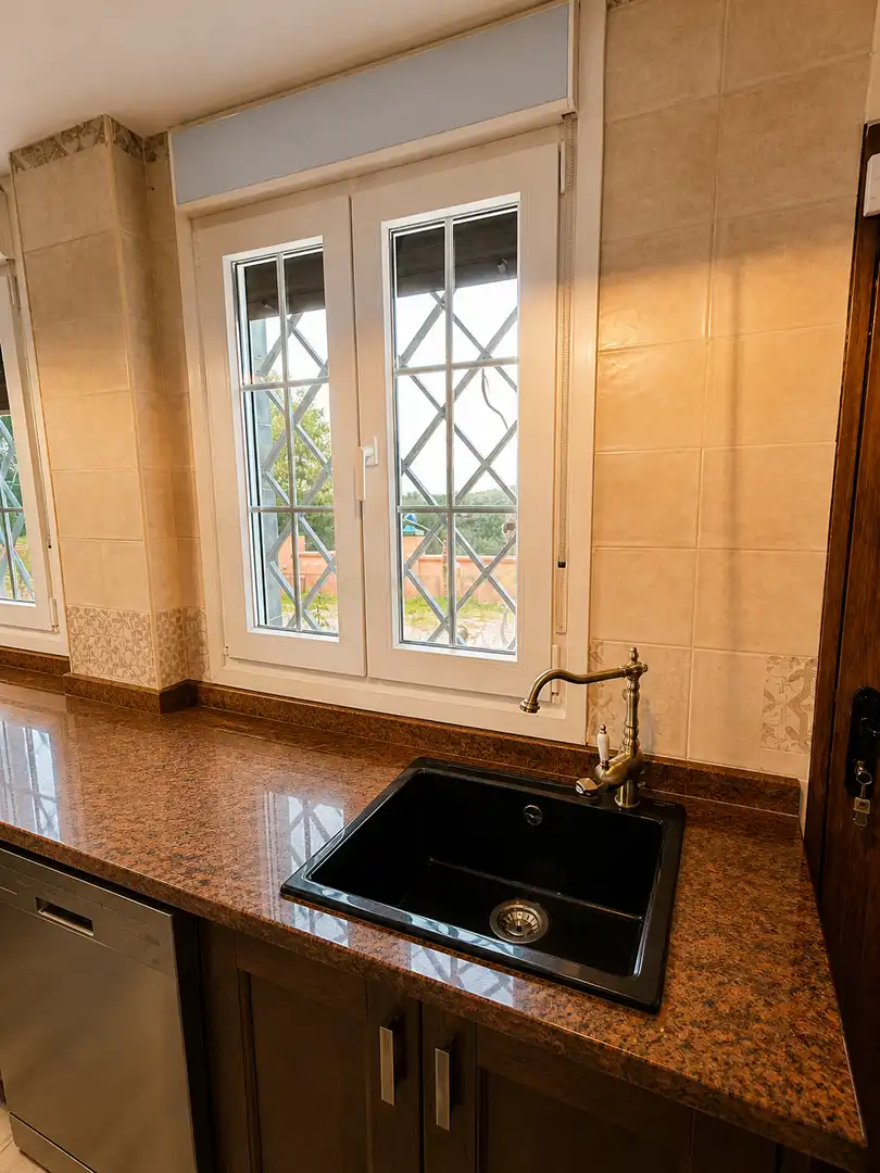 Kitchen of Houses for sale in Cáceres  with Private garden and Swimming Pool