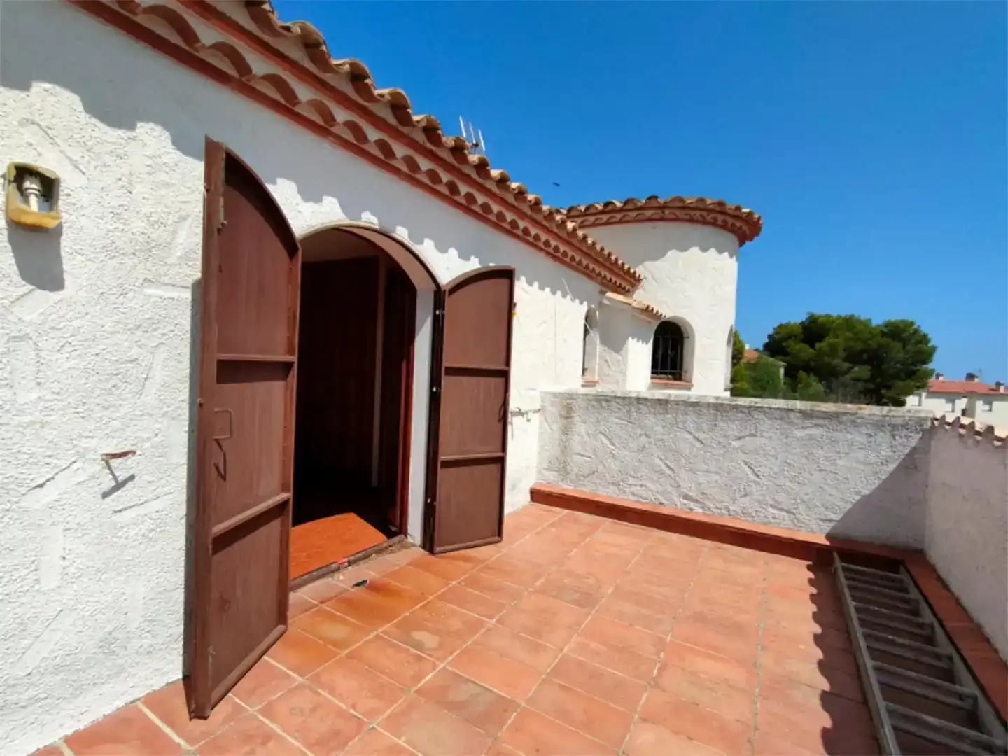 Vista exterior de Casa o chalet en venta en Llançà con Aire acondicionado y Balcón