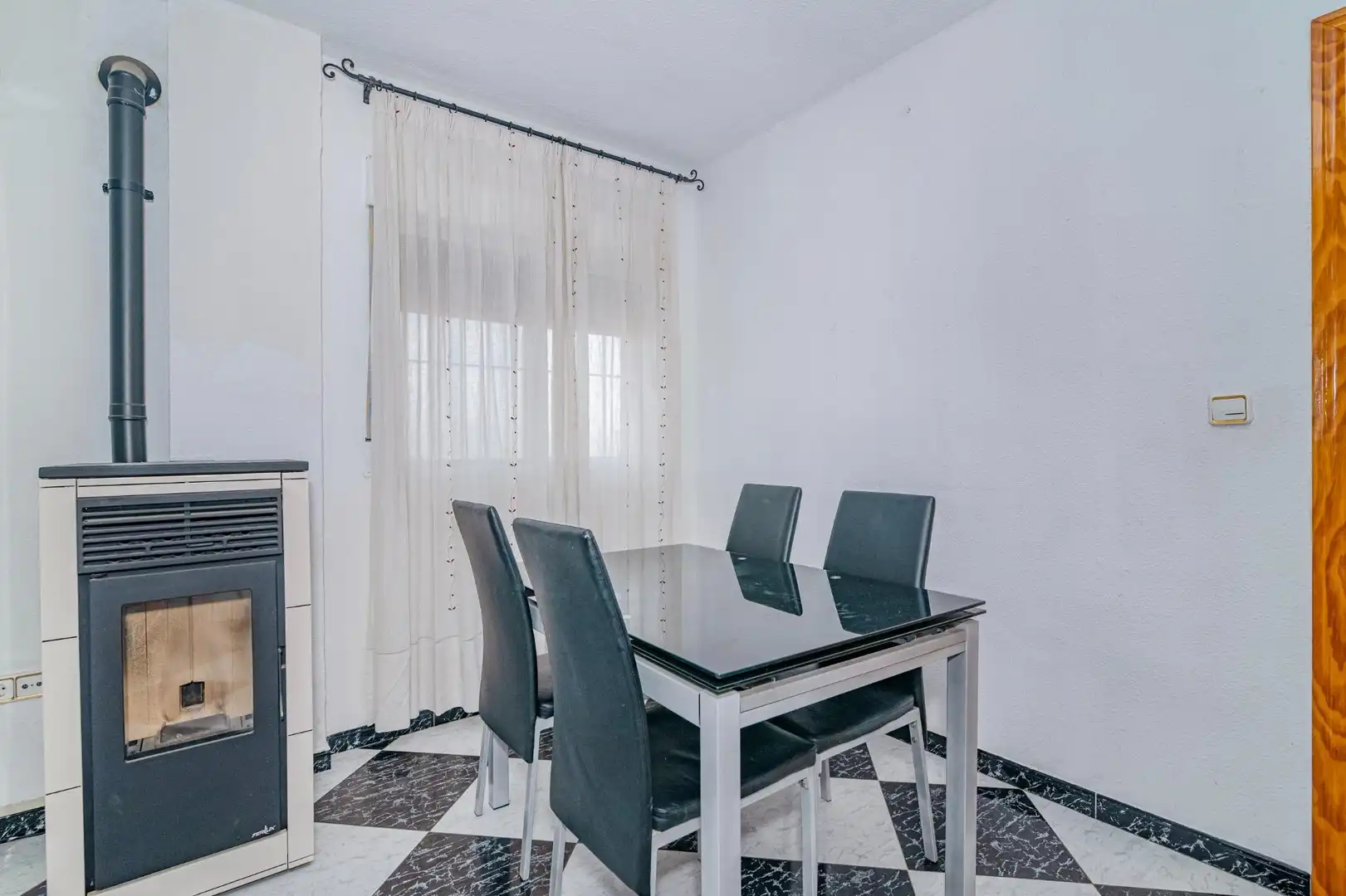Dining room of Flat for sale in Atarfe  with Air Conditioner, Heating and Terrace