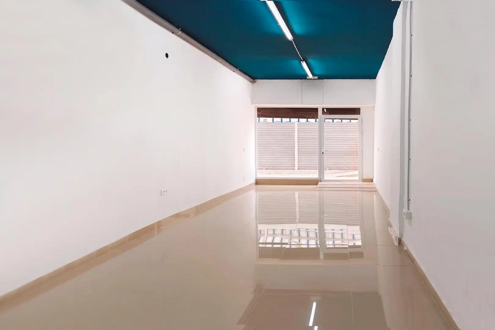 Geschaftsraum zum Verkauf in Granada