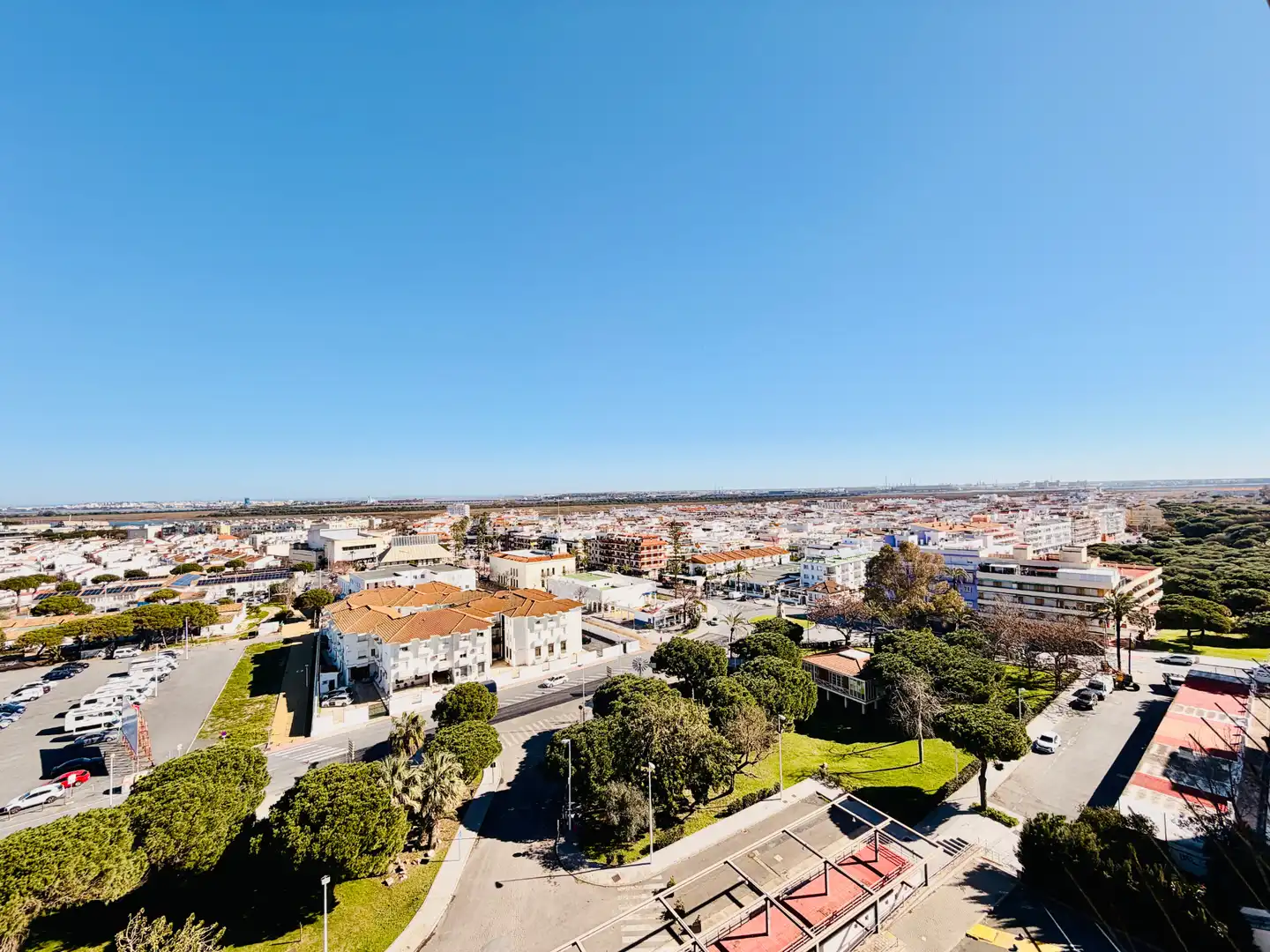 Vista exterior de Pis en venda en Punta Umbría amb Terrassa i Moblat