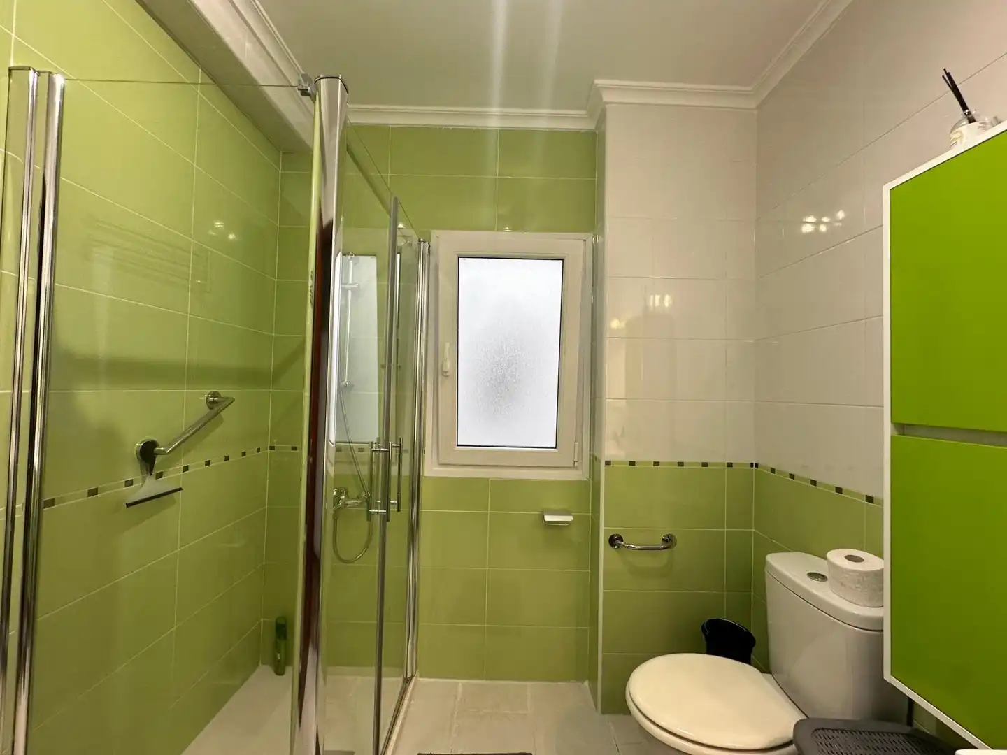 Baño de Piso de alquiler en Santander con Calefacción y Amueblado