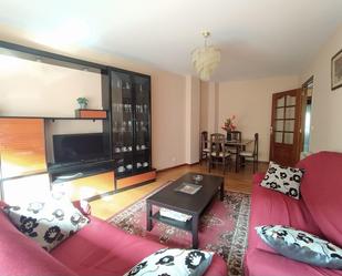 Living room of Flat to rent in Ponferrada  with Heating and Storage room