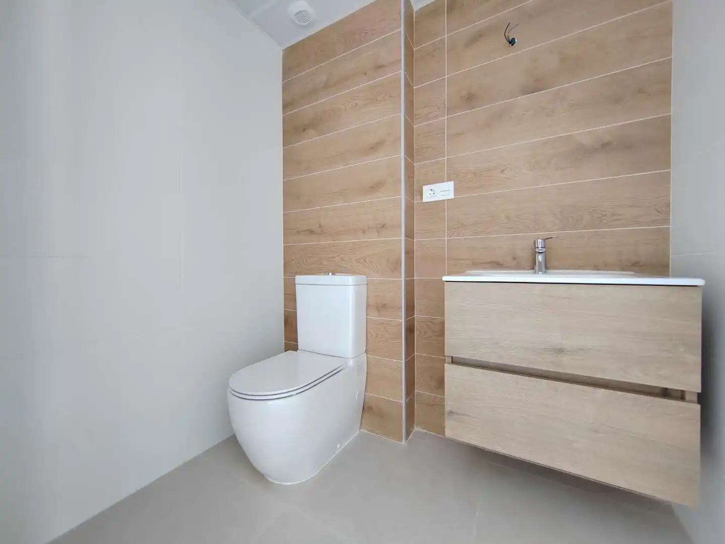 Baño de Casa o chalet de alquiler en Vélez-Málaga con Aire acondicionado, Terraza y Piscina