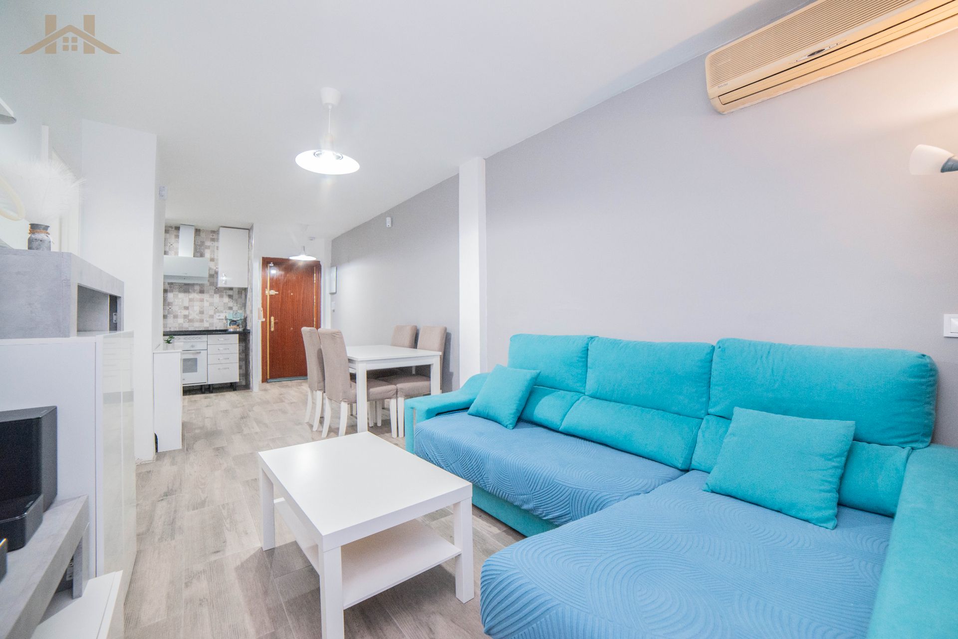 Living room of Flat for sale in Fuenlabrada  with Air Conditioner, Heating and Furnished