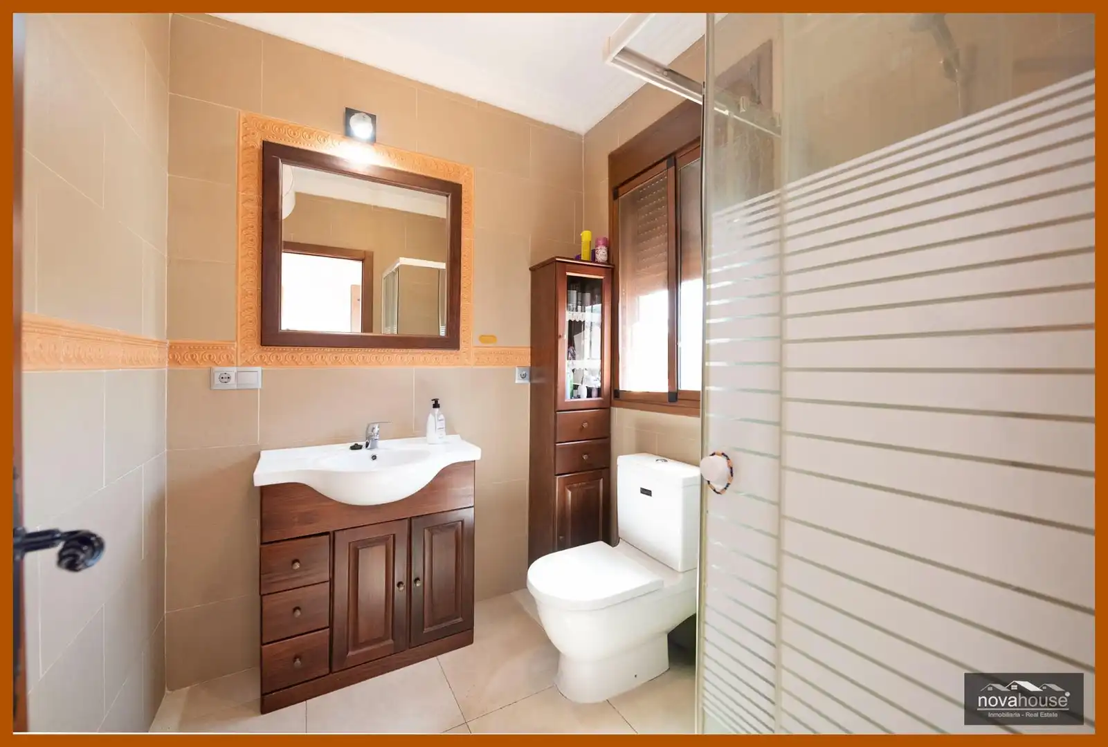 Baño de Casa o chalet en venta en Rincón de la Victoria con Aire acondicionado, Calefacción y Jardín privado