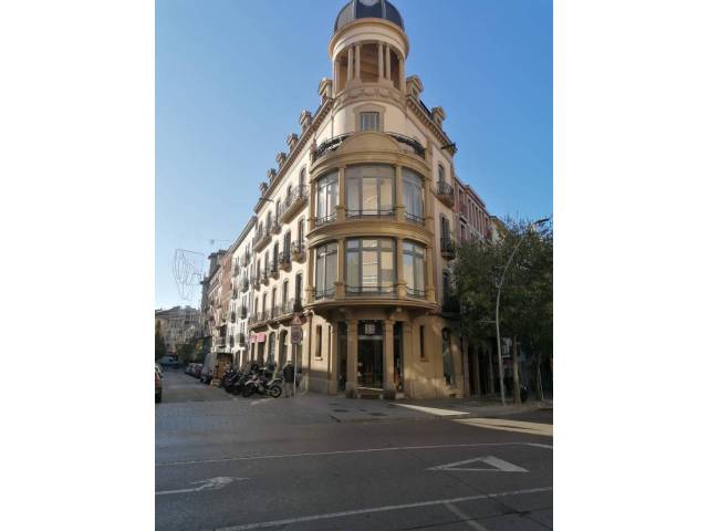 Local comercial en Alquiler en Barri Antic