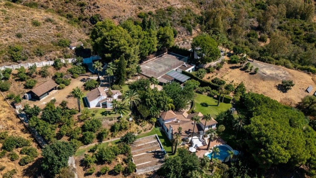 Exterior view of Country house for sale in Alhaurín El Grande  with Air Conditioner, Heating and Private garden