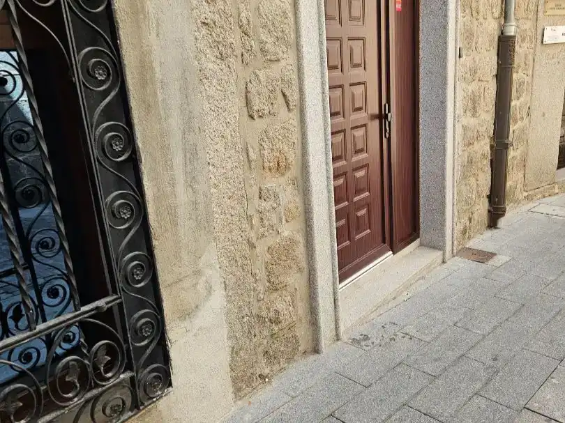 Vista exterior de Loft en venda en Ávila Capital amb Aire condicionat i Balcó