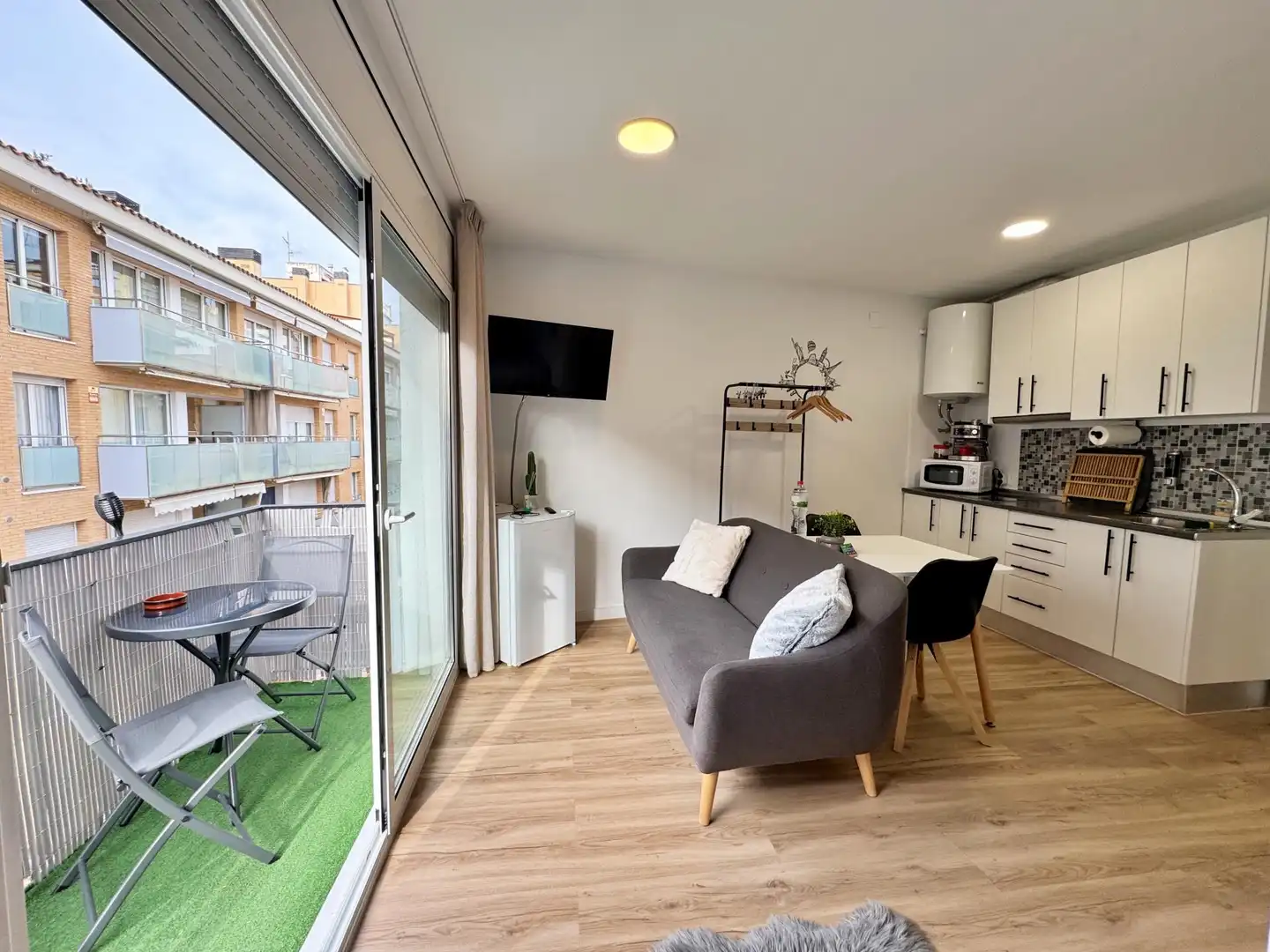 Terraced house with terrace for sale in Centre