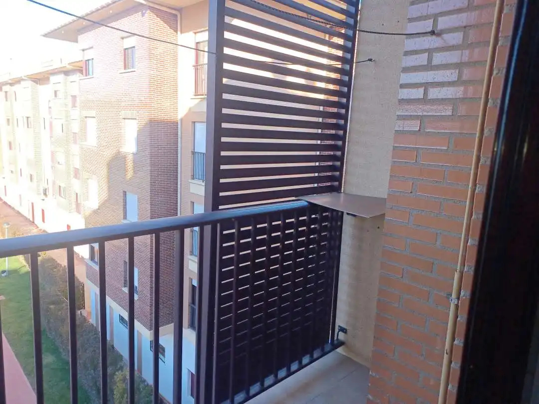 Terrassa de Pis en venda en Santo Domingo de la Calzada amb Calefacció, Jardí privat i Parquet