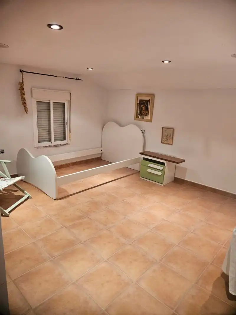 Schlafzimmer von Maisonette zum Verkauf in Casar de Cáceres mit Klimaanlage, Heizung und Privatgarten
