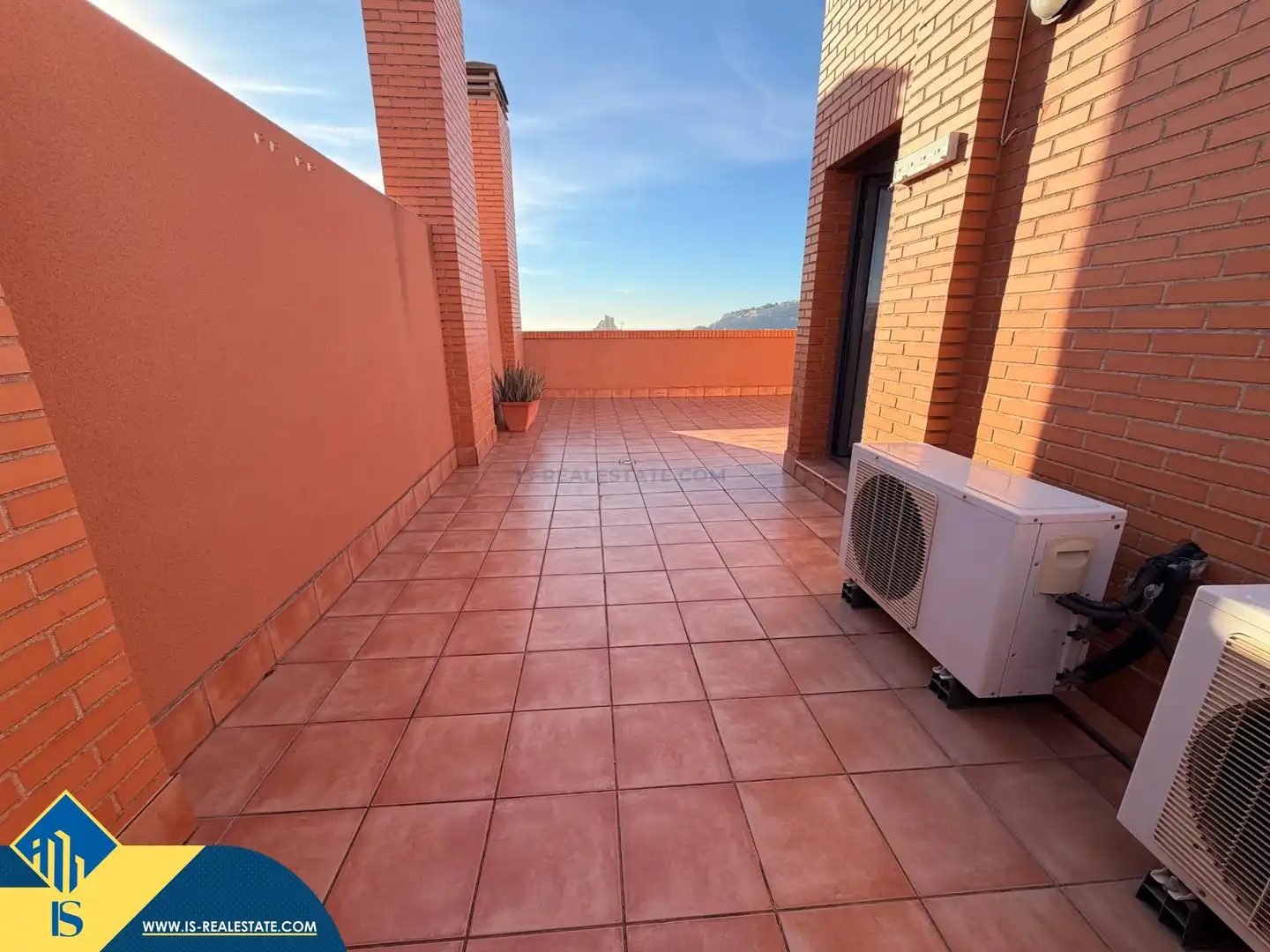 Terrace of Duplexes for sale in Alicante / Alacant  with Terrace, Furnished and Community pool
