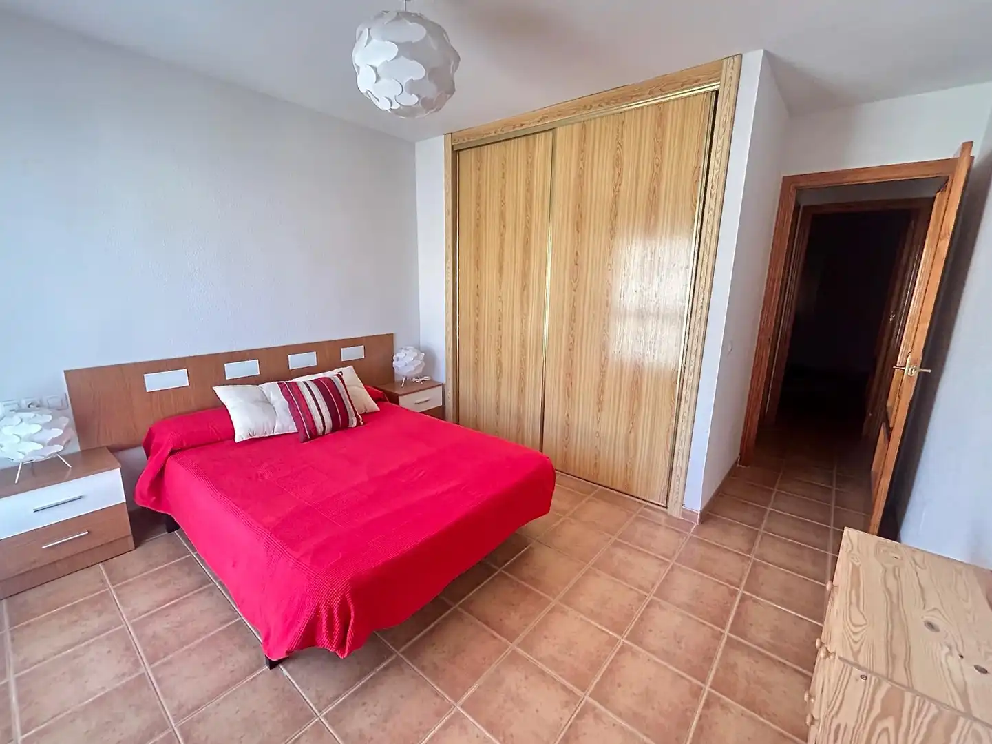 Habitación de Piso en venta en Roquetas de Mar con Terraza, Amueblado y Piscina comunitaria
