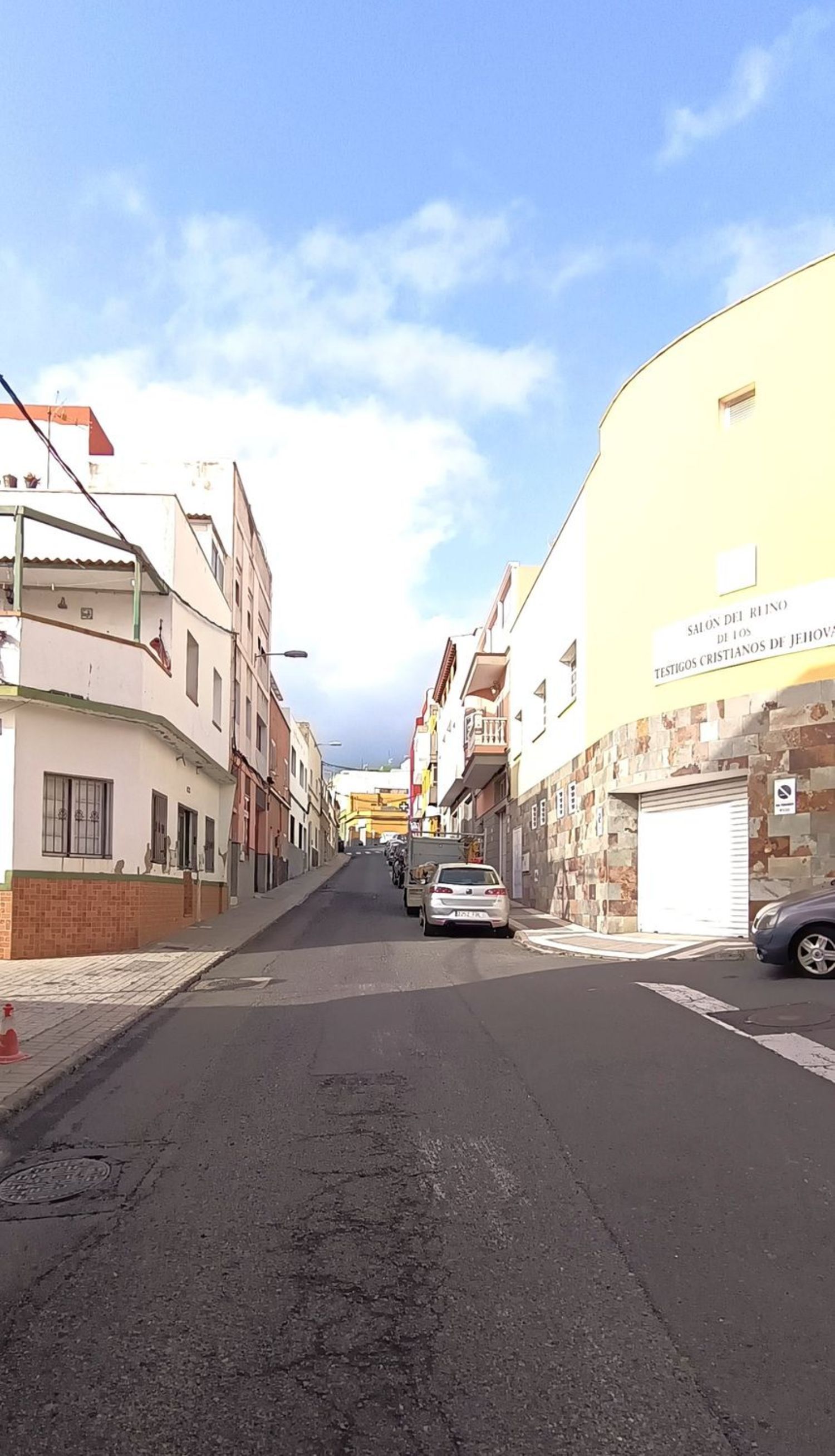 Vista exterior de Casa o xalet en venda en Las Palmas de Gran Canaria amb Terrassa i Balcó