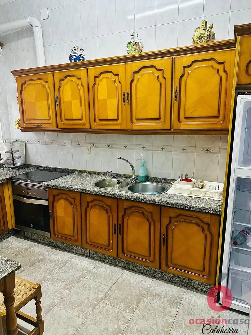 Cocina de Casa o chalet en venta en Córdoba con Aire acondicionado, Calefacción y Jardín privado