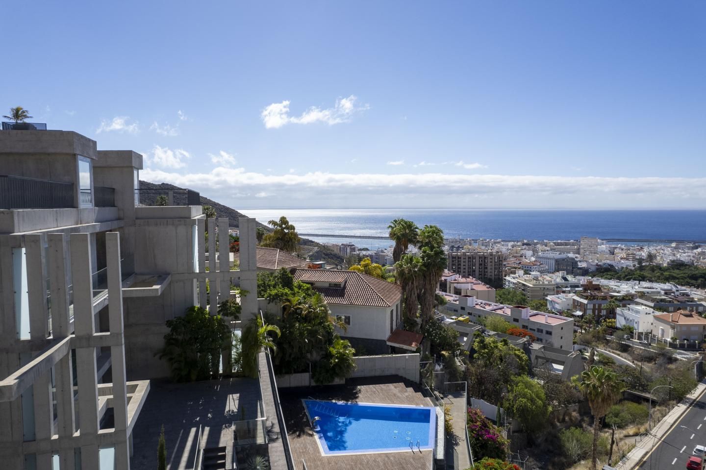 Exterior view of Flat for sale in  Santa Cruz de Tenerife Capital  with Terrace and Community pool