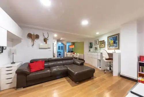 Sala de estar de Piso en venta en Bilbao  con Calefacción, Parquet y Amueblado