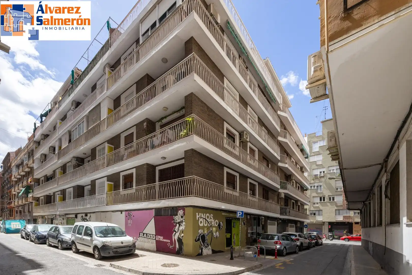 Vista exterior de Pis en venda en Granada amb Aire condicionat, Calefacció i Terrassa