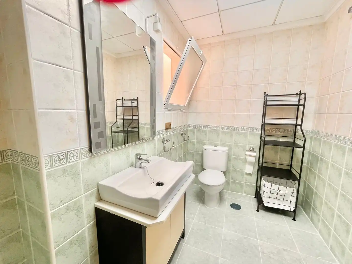 Bany de Apartament de lloguer en Albatera amb Traster, Moblat i Rentadora
