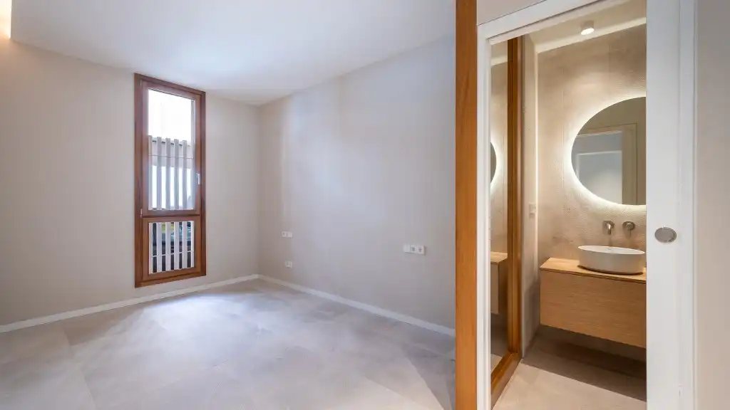 Ground floor for sale in  Palma de Mallorca  with Air Conditioner, Terrace and Community pool