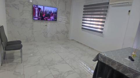 Foto 3 de Piso en venta en Calle el Torno, Miralvalle - Av. Virgen del Puerto - La Data, Plasencia