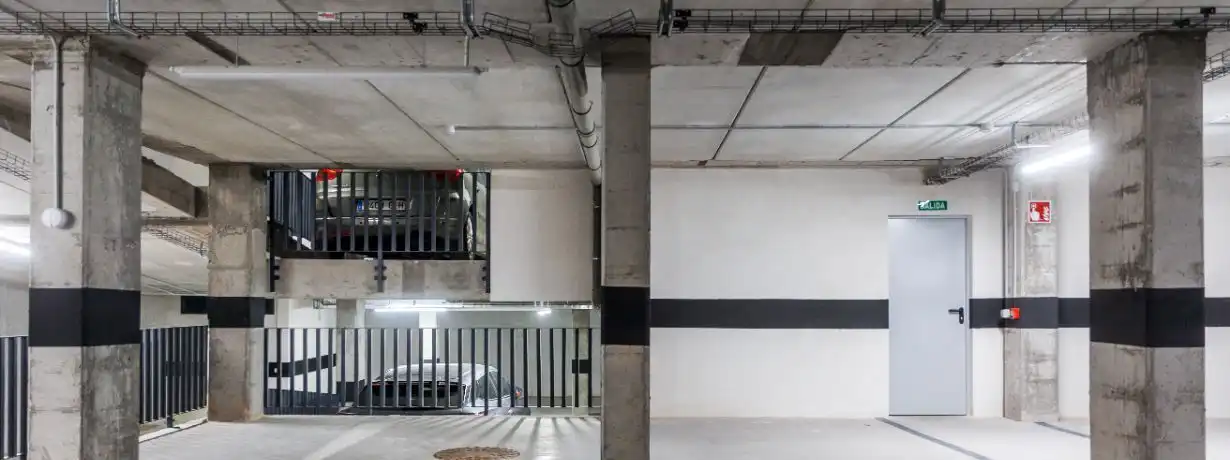 Parking of Flat for sale in  Logroño  with Air Conditioner, Heating and Private garden