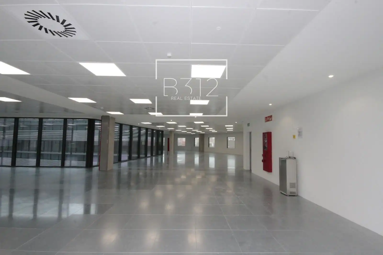 Ufficio con ascensore in affitto a Pere IV 416, imagen 4