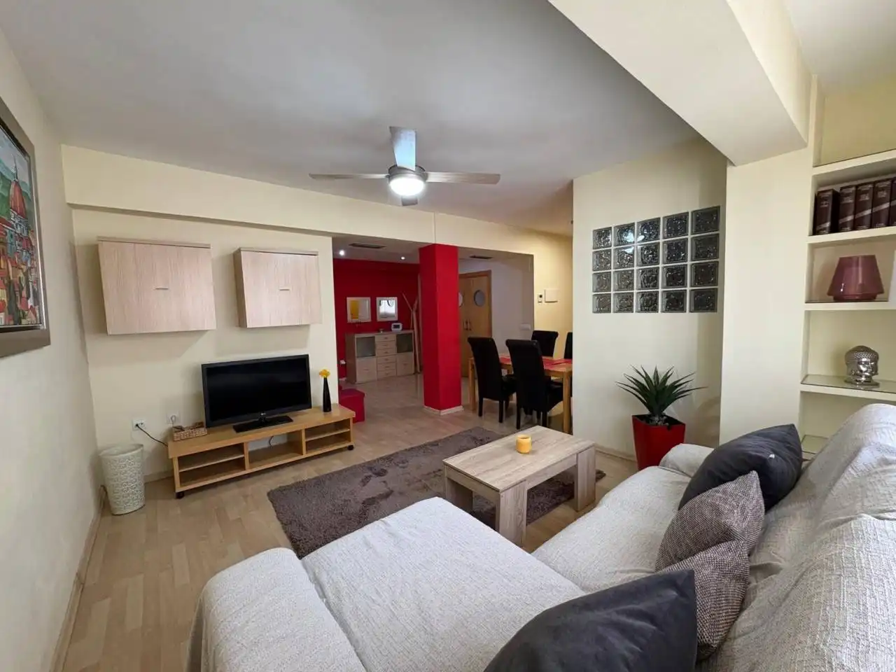 Sala d'estar de Pis en venda en Castellón de la Plana / Castelló de la Plana amb Aire condicionat i Moblat