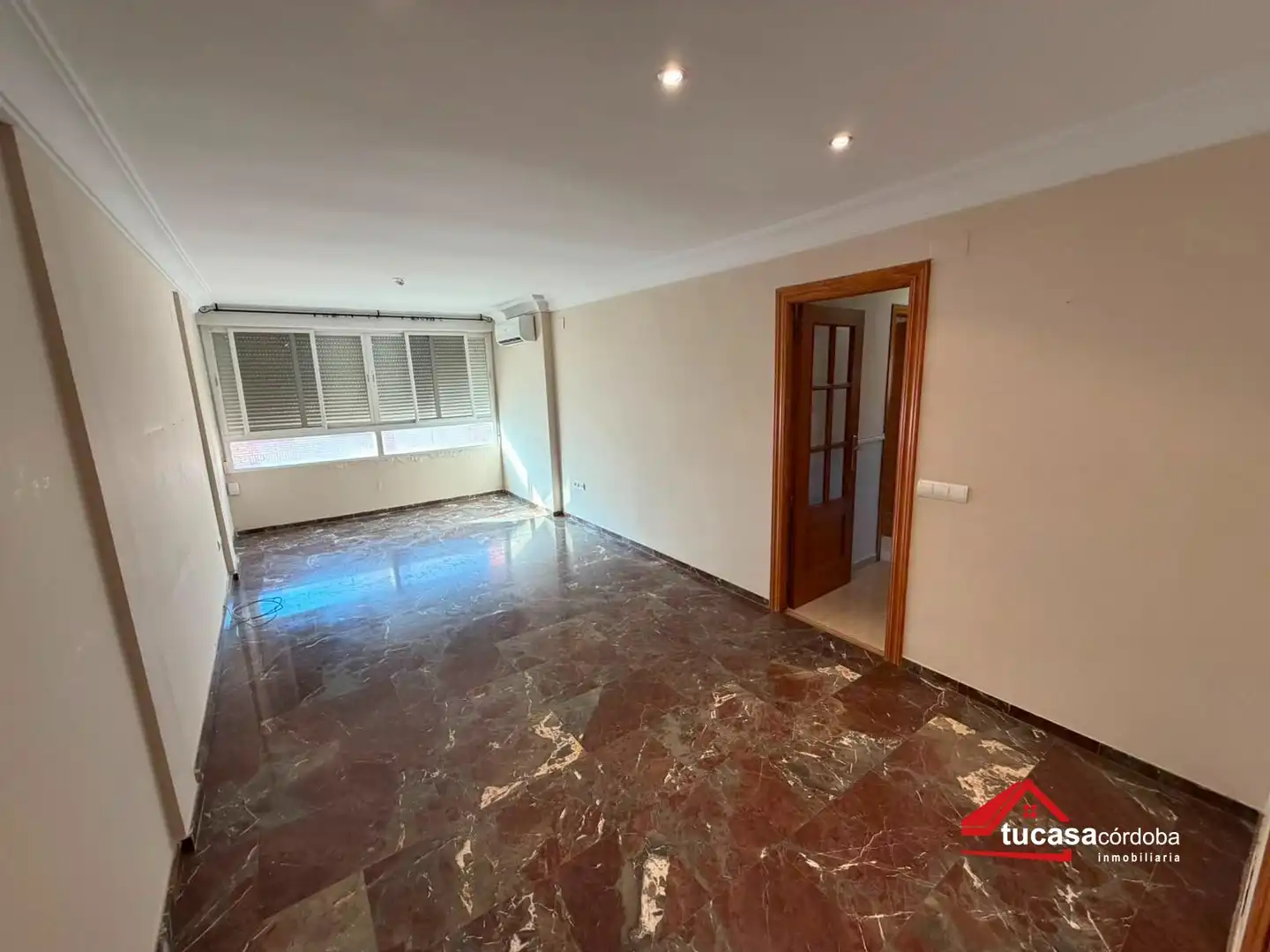 Piso en venta en Córdoba con Aire acondicionado