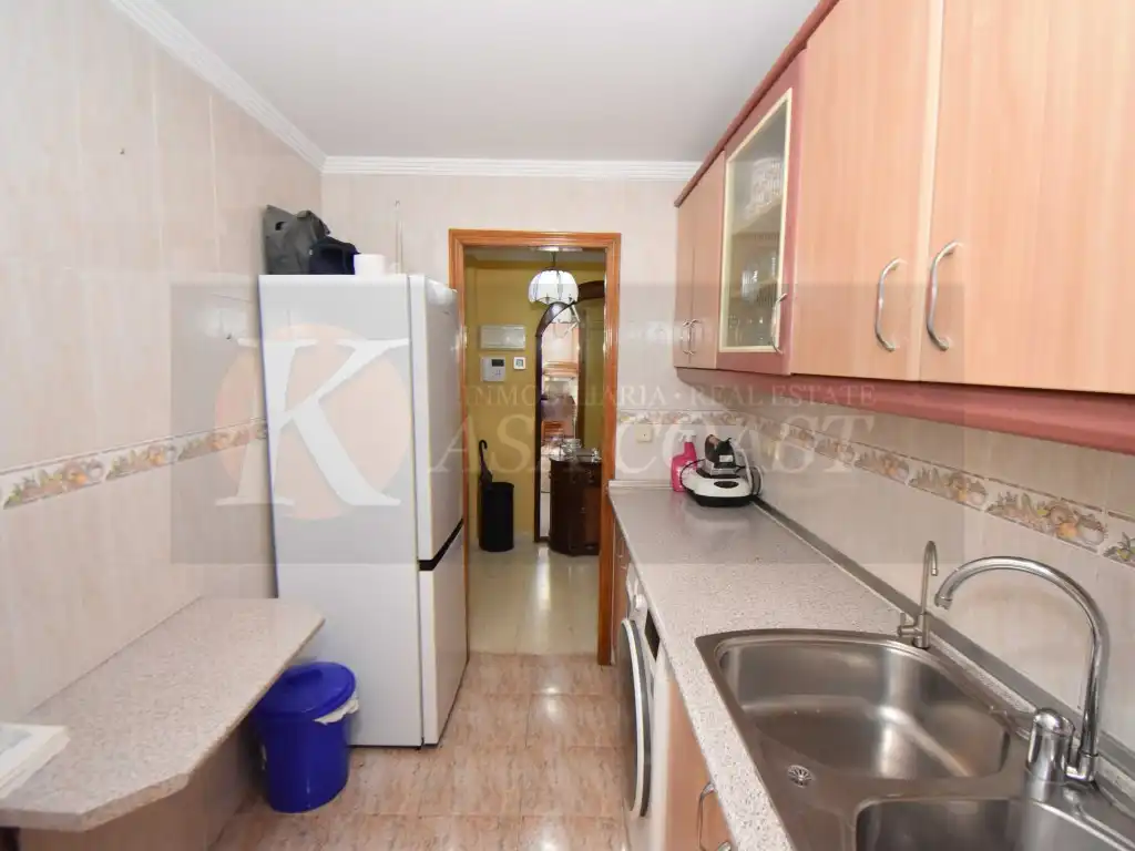 Kitchen of Flat for sale in Fuengirola  with Air Conditioner and Terrace