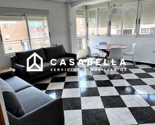 Exterior view of Flat for sale in  Valencia Capital  with Air Conditioner and Terrace