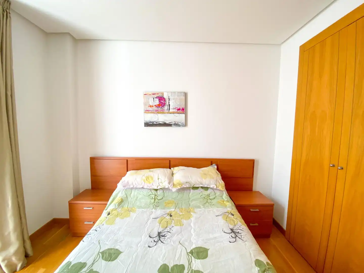 Schlafzimmer von Wohnung zur Miete in Madrid mit Klimaanlage, Heizung und Parkett